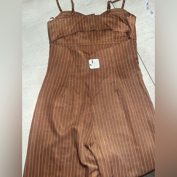 Jumpsuit Set Taupe - Picture 7 of 9